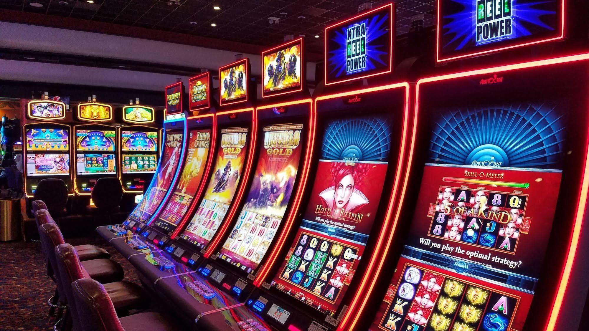 Ho-Chunk Casino Hotel - Wisconsin Dells Baraboo Exteriör bild